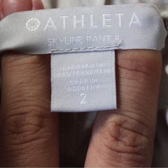 Athleta Skyline Pant II Cream Paperbag High Waist Belted Pants, Size 2 - Picture 8 of 15